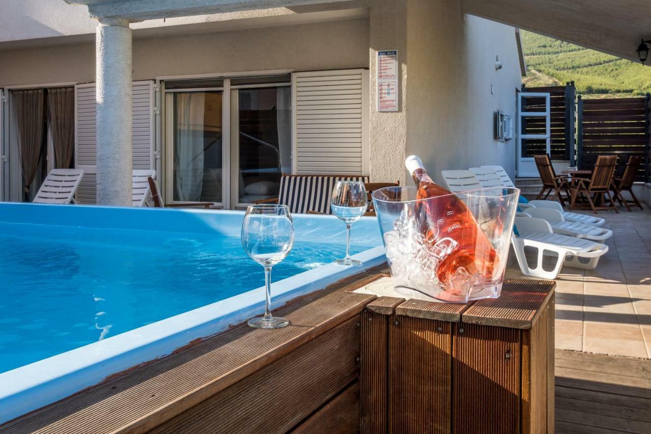 Holiday Home Harmony Žrnovnica Eksteriør billede