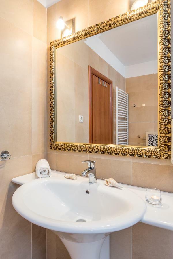 Holiday Home Harmony Žrnovnica Eksteriør billede