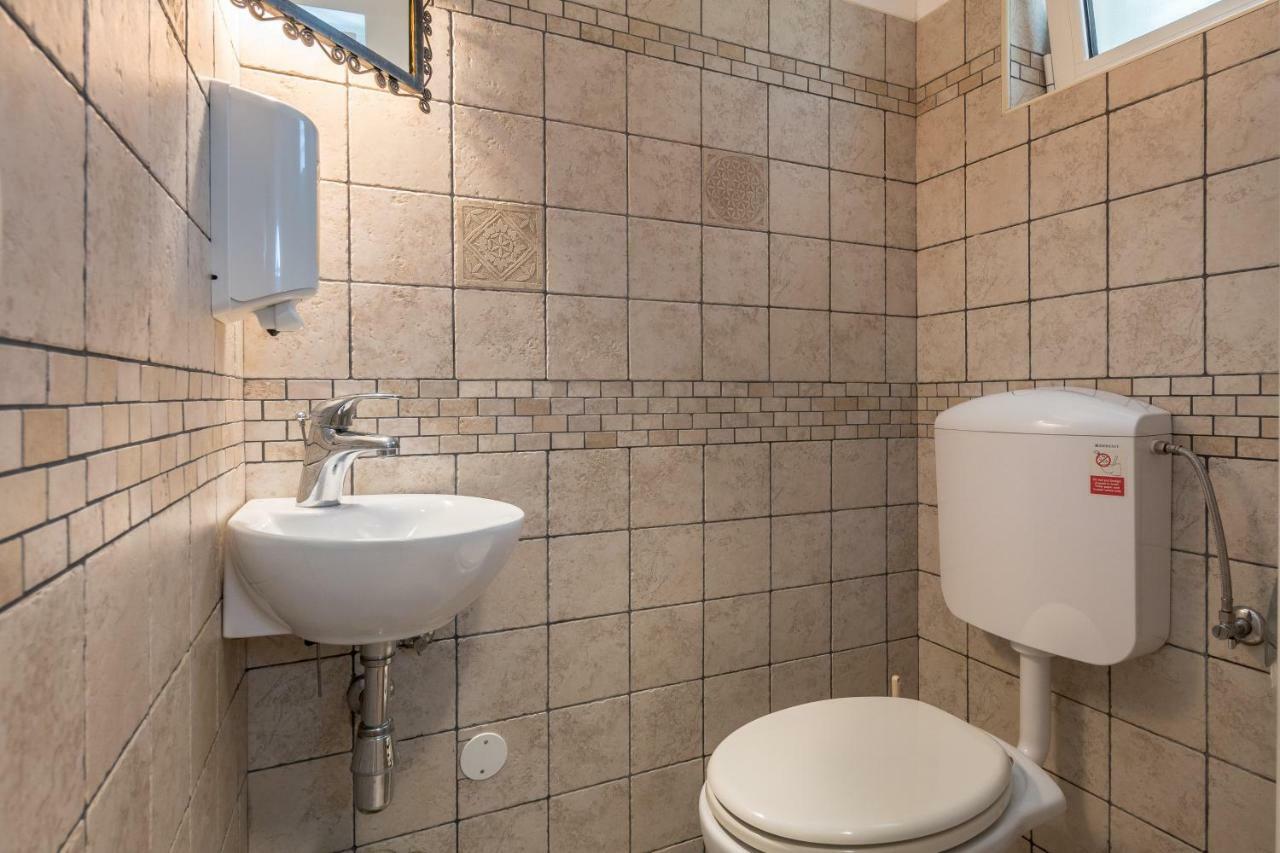 Holiday Home Harmony Žrnovnica Eksteriør billede